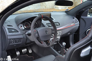 Essai Renault Megane RS 2014 275 Trophy Essai Renault Megane RS 2014 275 Trophy