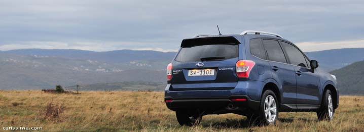 Subaru Forester 4 SUV 4x4 2013