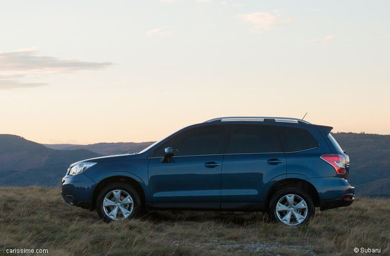 Subaru Forester 4 SUV 4x4 2013