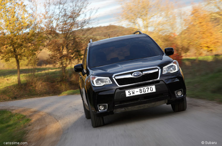 Subaru Forester 4 SUV 4x4 2013