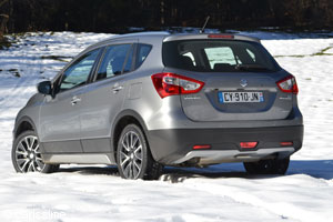 Essai Suzuki SX4 S-Cross 4x4 Essai Suzuki SX4 S-Cross 4x4