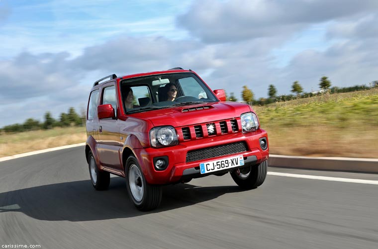 Suzuki Jimny Restylage 2012 petit 4x4