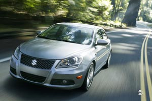 Suzuki Kizashi Voiture Familiale 2011 / 2013