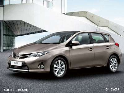 Toyota Auris 2 Voiture Compacte 2013 / 2015