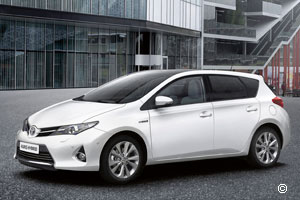 Toyota Auris 2 Hybride 2013 / 2015 Toyota Auris 2 Hybride 2013 / 2015