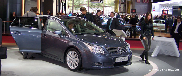 TOYOTA AVENSIS 3 BREAK Salon Auto PARIS 2008