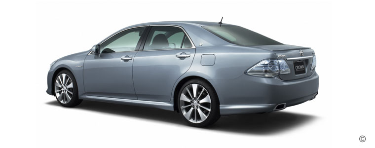 Toyota Crown Hybrid Concept