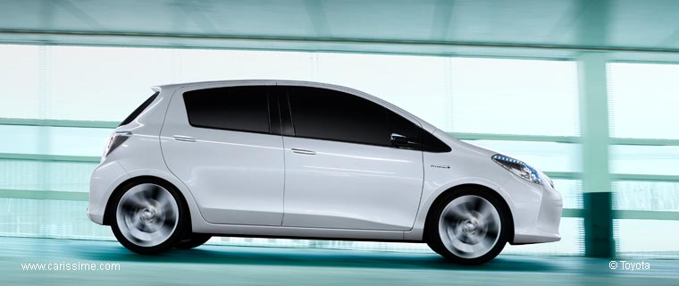 Toyota YARIS HSD Concept