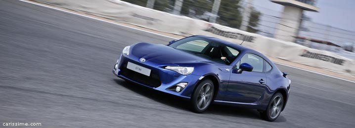 Toyota GT 86 Coupé 2012