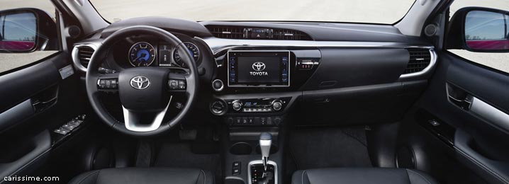 Toyota Hilux 8 2016