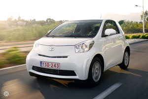 Toyota iQ Mini Citadine 2009 / 2014