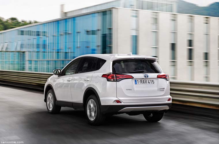 Toyota RAV4 Hybrid 2016