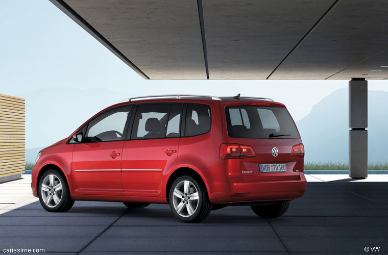 Volkswagen Touran 1 2010 / 2015 Monospace