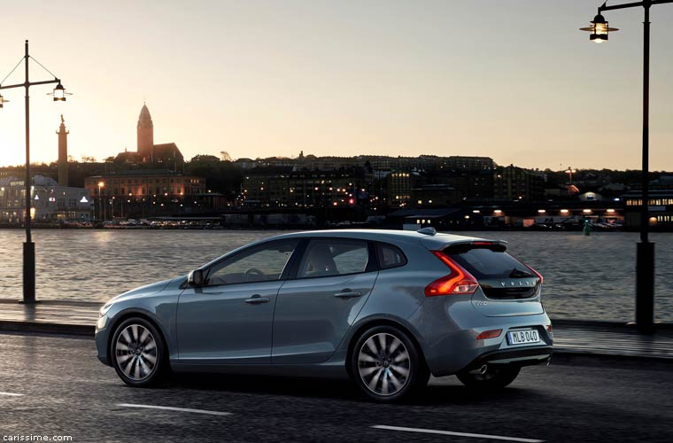 Volvo V40 2016