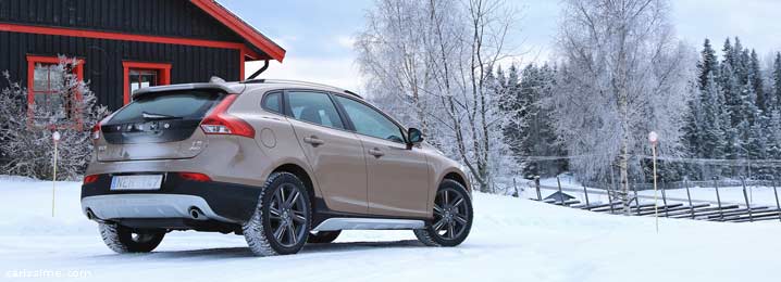 Volvo V40 Cross Country 2013 Volvo V40 Cross Country 2013