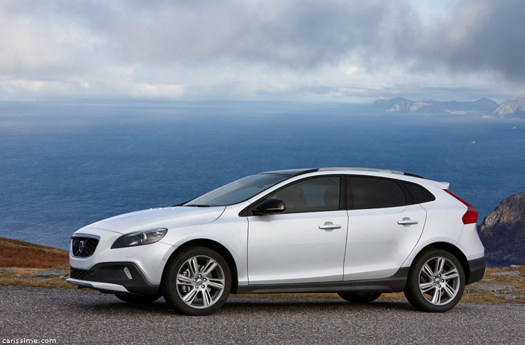 Volvo V40 Cross Country 2013