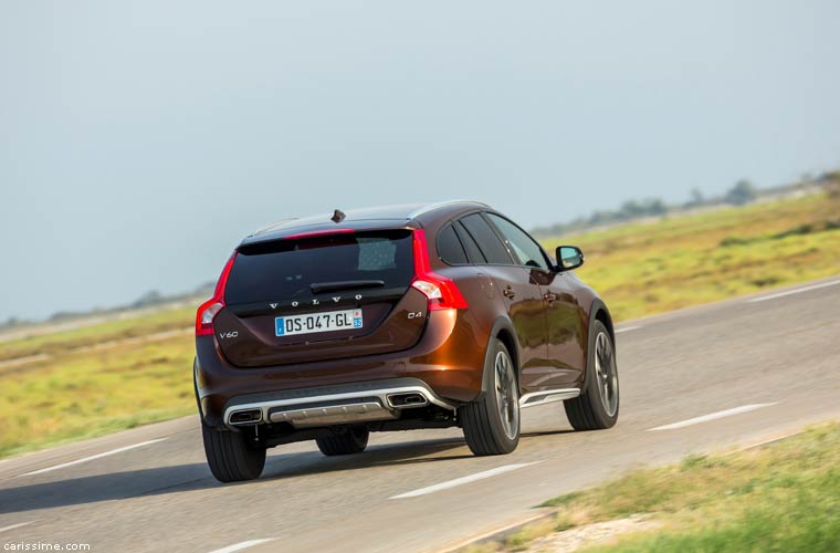 Volvo V60 Cross Country 2015