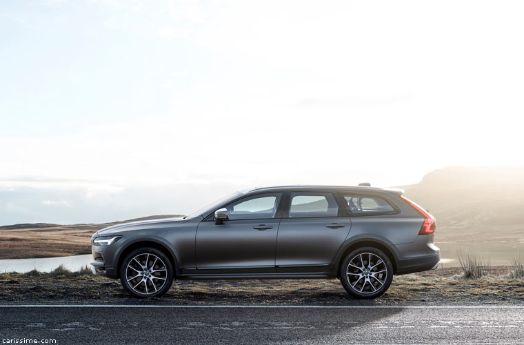 Volvo V90 Cross Country 2017