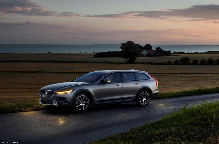 Volvo V90 Cross Country 2017