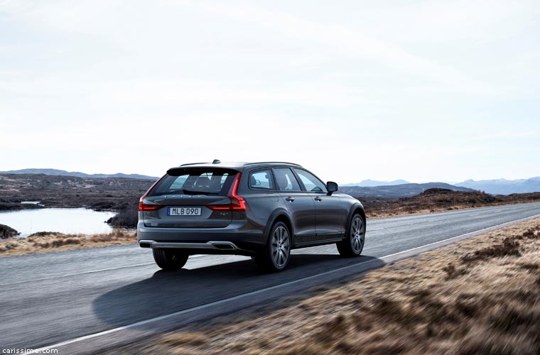 Volvo V90 Cross Country 2017