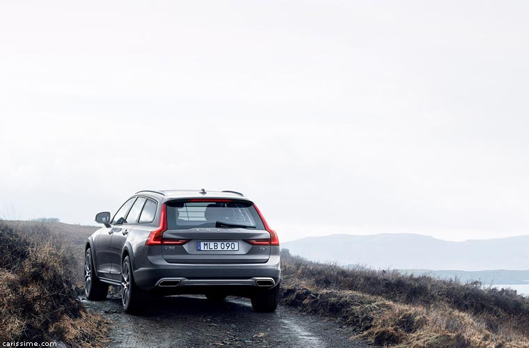 Volvo V90 Cross Country 2017